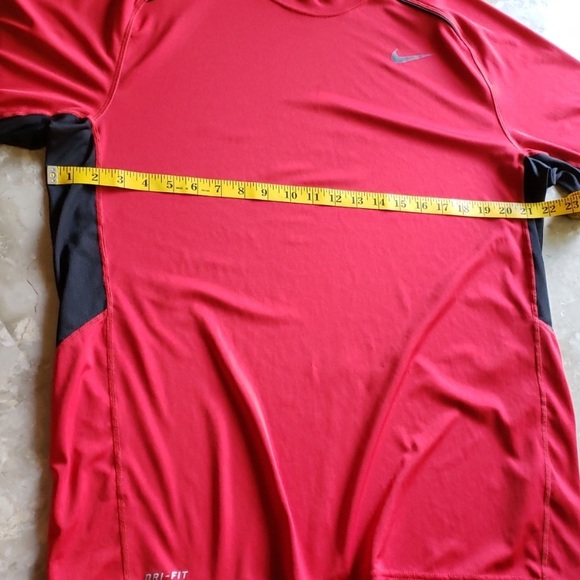 Men's Nike Dri-Fit Performance Shirt. - Picture 10 of 10